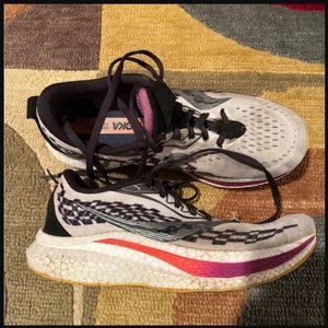 Saucony Women’s Endorphin Speed 2 Running Shoes Sneakers Size 9.5